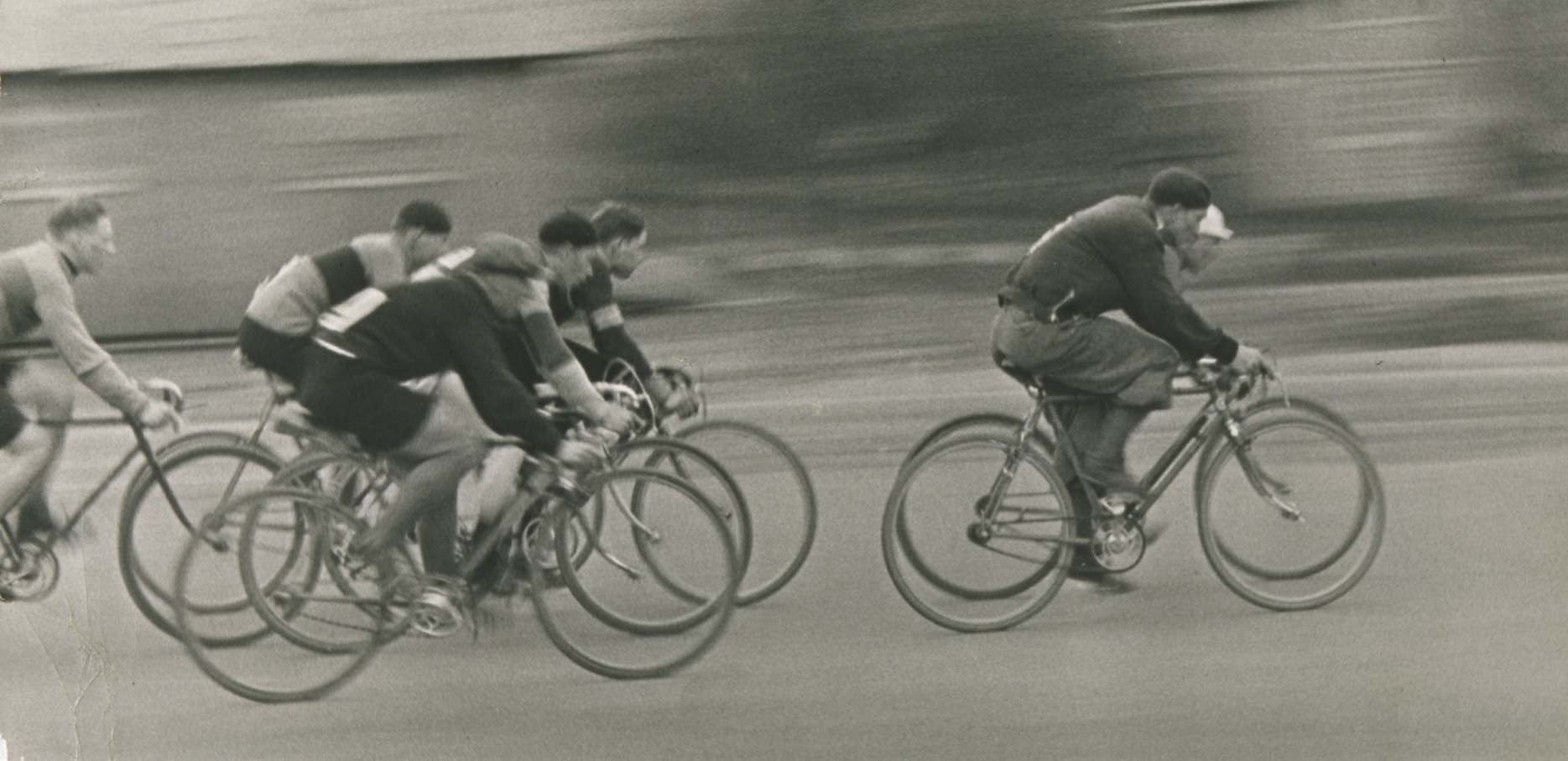  Syyssumu,  Helsinki 1939. Suomen valokuvataiteen museo.