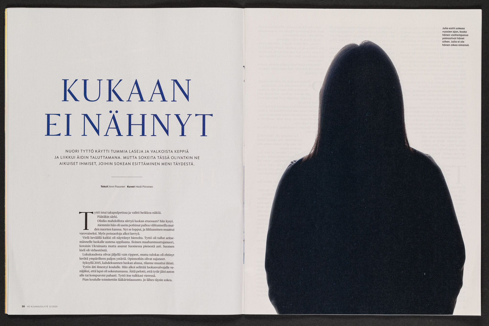 Aukeama Helsingin Sanomista. Vasemmalla sivulla on otsikko "Kukaan ei nähnyt" ja oikealla sivulla tumma ihmisen profiili.