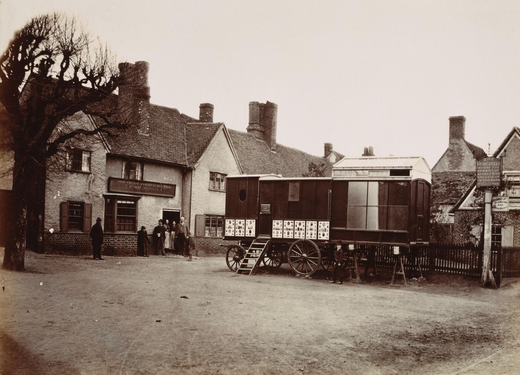 Robert Wotherspoon, Pimiövaunu Oldcastlessa, 1870. Suomen valokuvataiteen museo