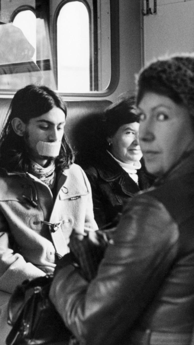 Adolfo Vera: yksityiskohta teoksesta Minun Helsinki, 1977.