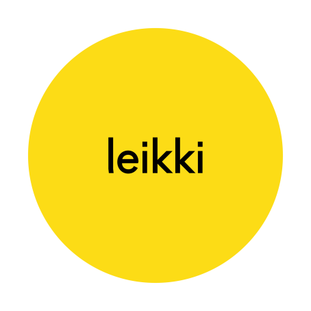 Keltaisen ympyrän sisällä lukee mustalla "leikki". 