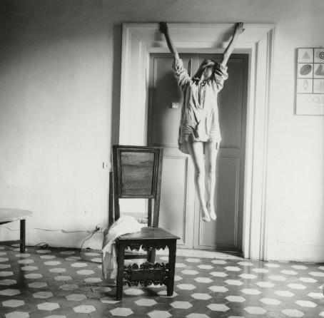 Francesca Woodman, Untitled, Rome, Italy, 1977–78 © George and Betty Woodman Francesca Woodman, Untitled, Rome, Italy, 1977–78 © George and Betty Woodman
